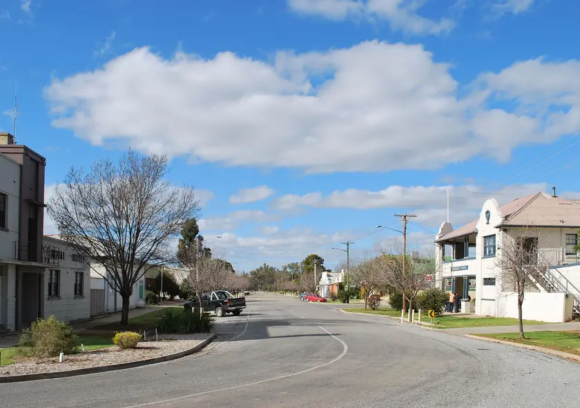 Moulamein