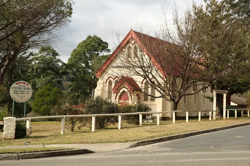 Picton - West
