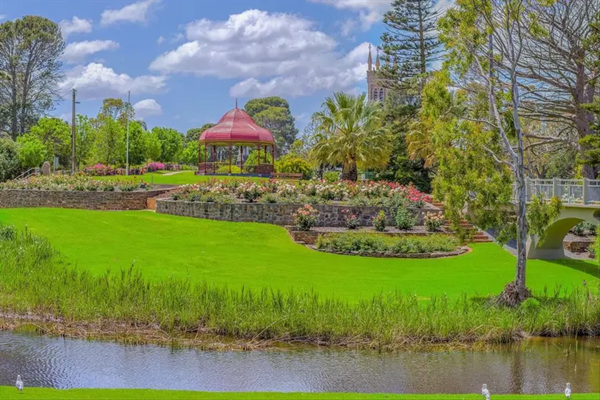 Strathalbyn
